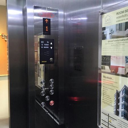 U431 Chaengwattana Hotel Nonthaburi Ngoại thất bức ảnh