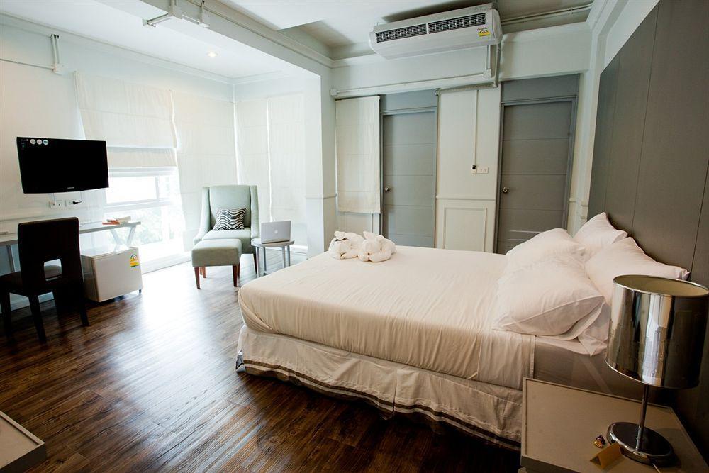 U431 Chaengwattana Hotel Nonthaburi Ngoại thất bức ảnh