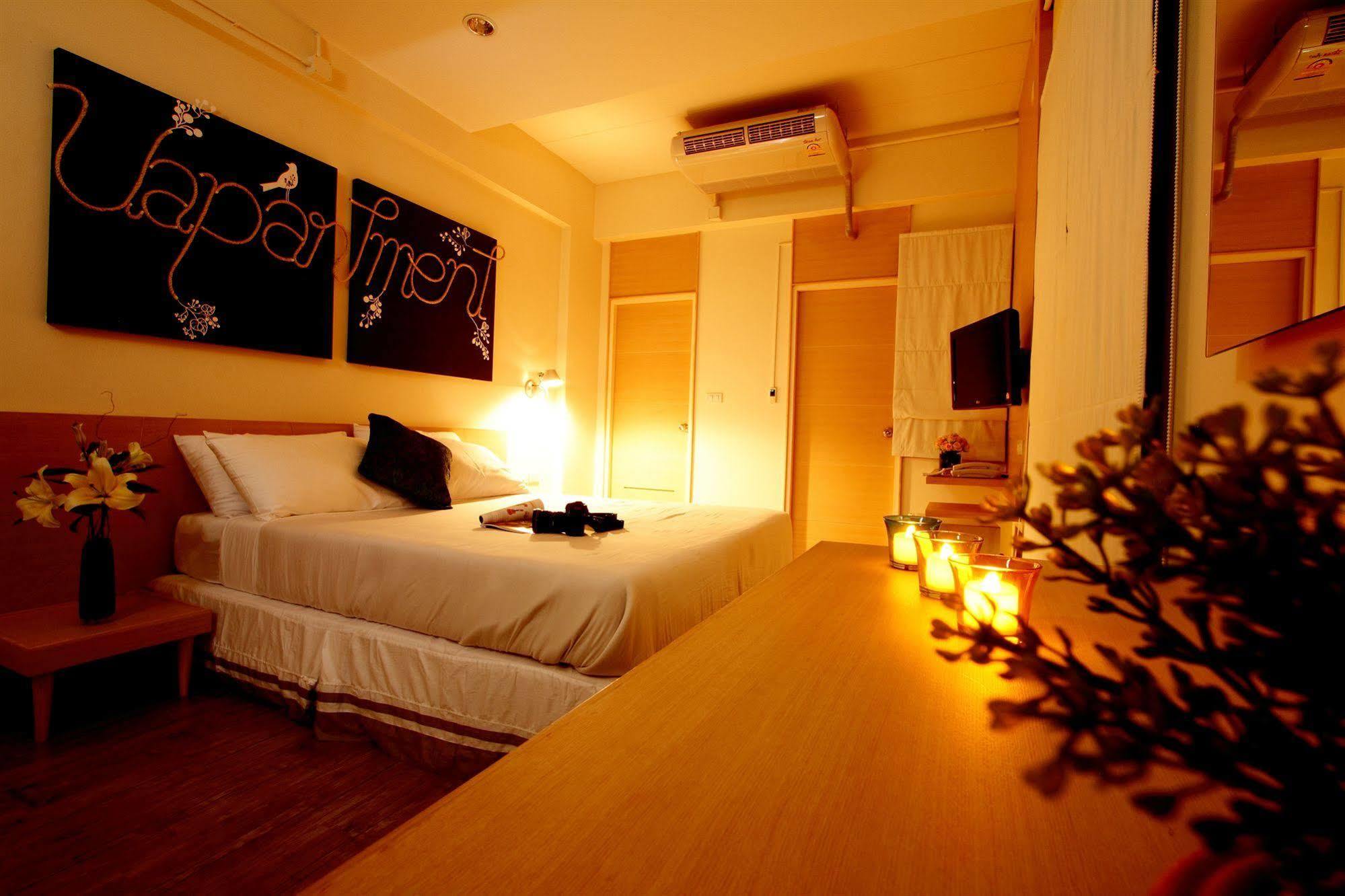 U431 Chaengwattana Hotel Nonthaburi Ngoại thất bức ảnh
