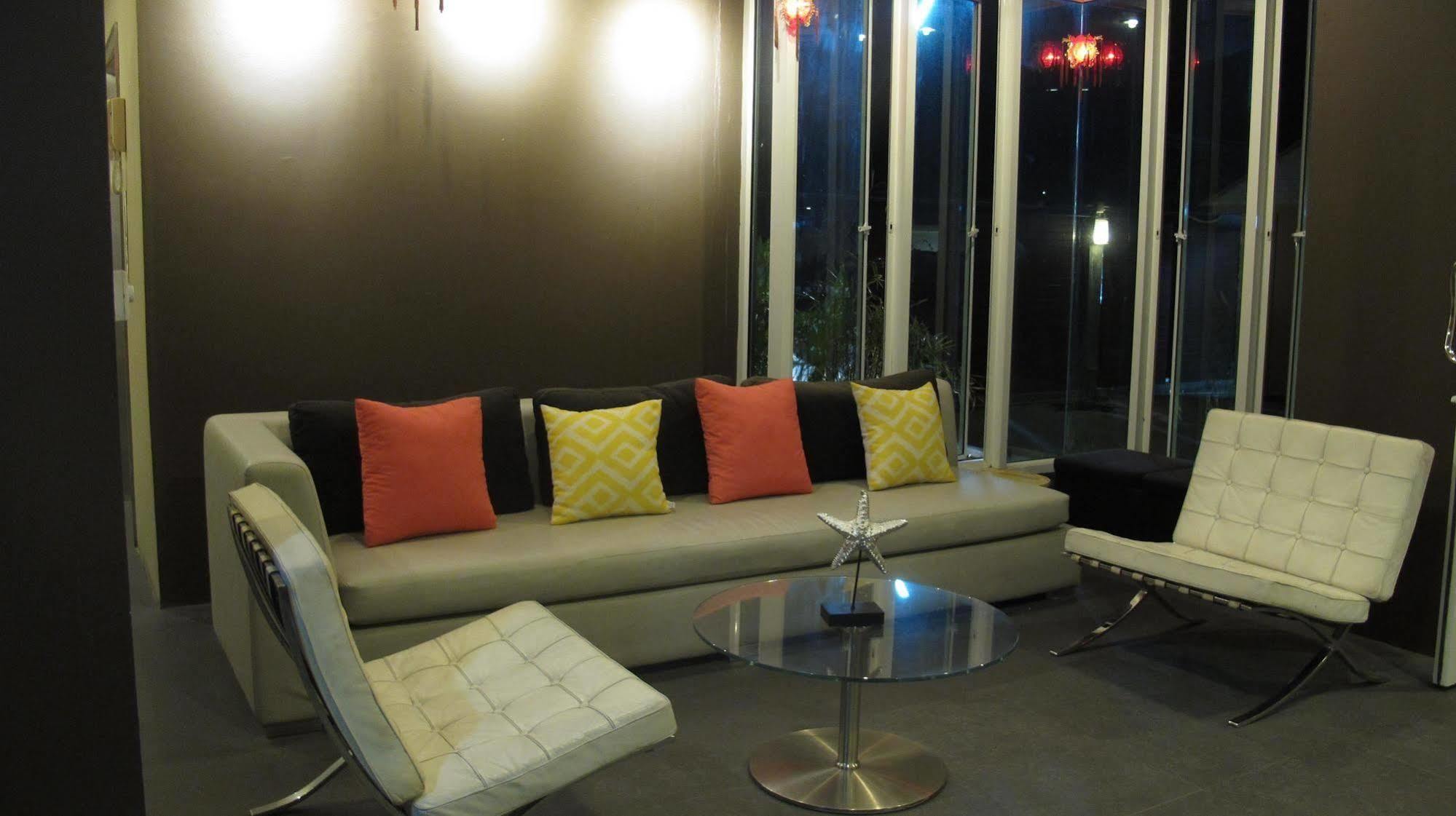 U431 Chaengwattana Hotel Nonthaburi Ngoại thất bức ảnh